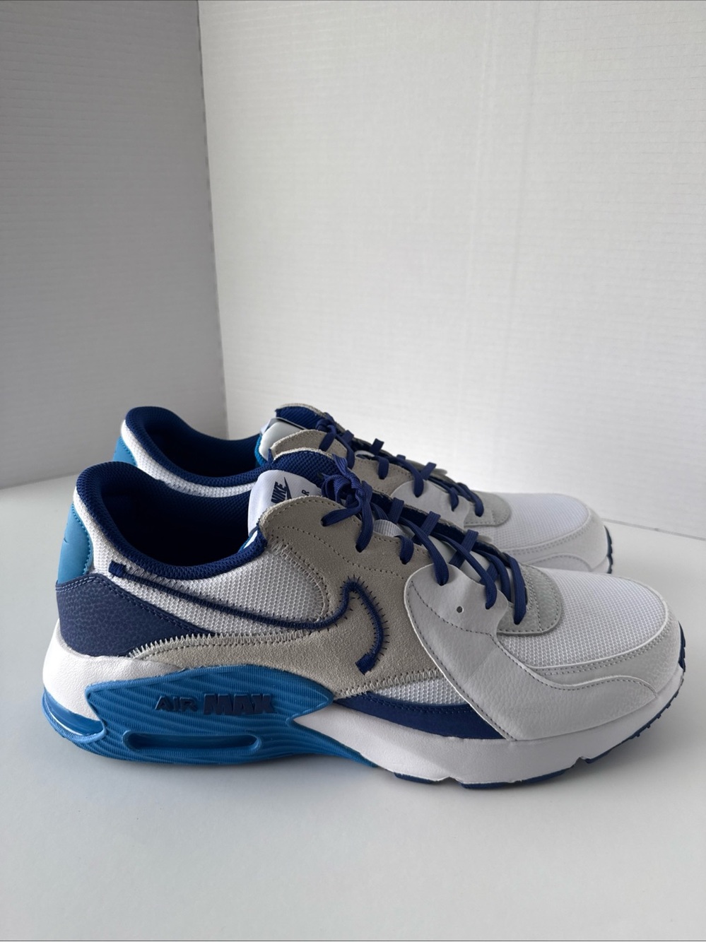 Men's Nike Air Max Excee Shoes White Deep Royal Blue Size 13 DZ0795-100